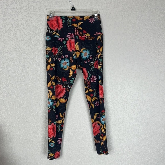 Onzie 7/8 Legging Floral Multi Colored Black Size Small Medium - Picture 2 of 12